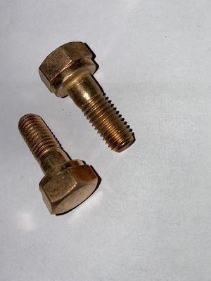 190 reeks 12V. 03.53B Motoronderdelen Cylinderkop Afvoerboordschroef Standaardcomponent