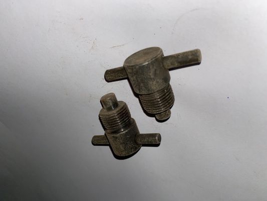 Standaardcomponent ijzeren bloed schroef voor Jichai generator Chidong motor 12V. 10.10