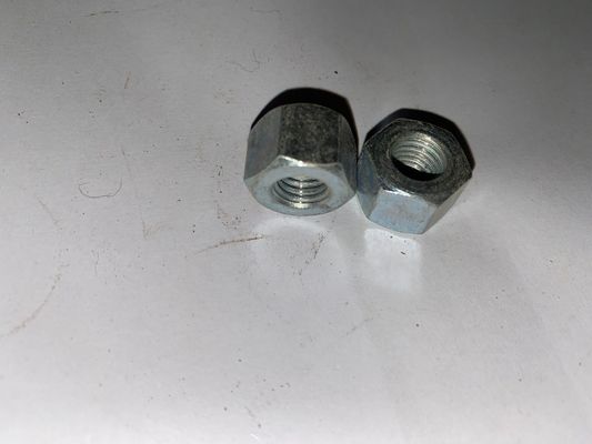 Jinan Diesel Engine Parts Blind Nut 12V. 12.05 Standaardcomponent voor aanpassing
