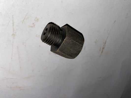12VB. 22.04 Gegote afvoerkleppen voor het onderhoud van waterpompmotoren