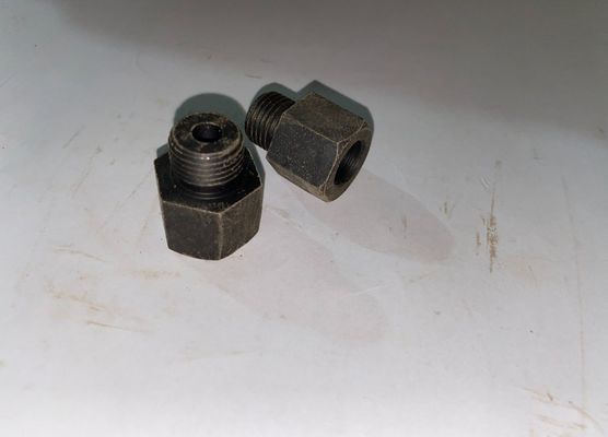 12VB. 22.04 Gegote afvoerkleppen voor het onderhoud van waterpompmotoren
