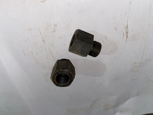 12VB. 22.04 Gegote afvoerkleppen voor het onderhoud van waterpompmotoren