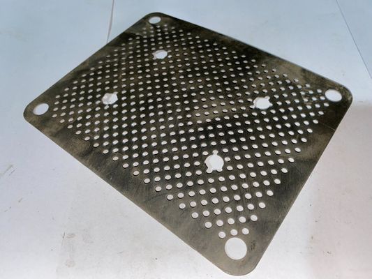 ISO9001-certificering smeedfilterscherm voor Jichai Chidong generator 12V. 20.10.02c